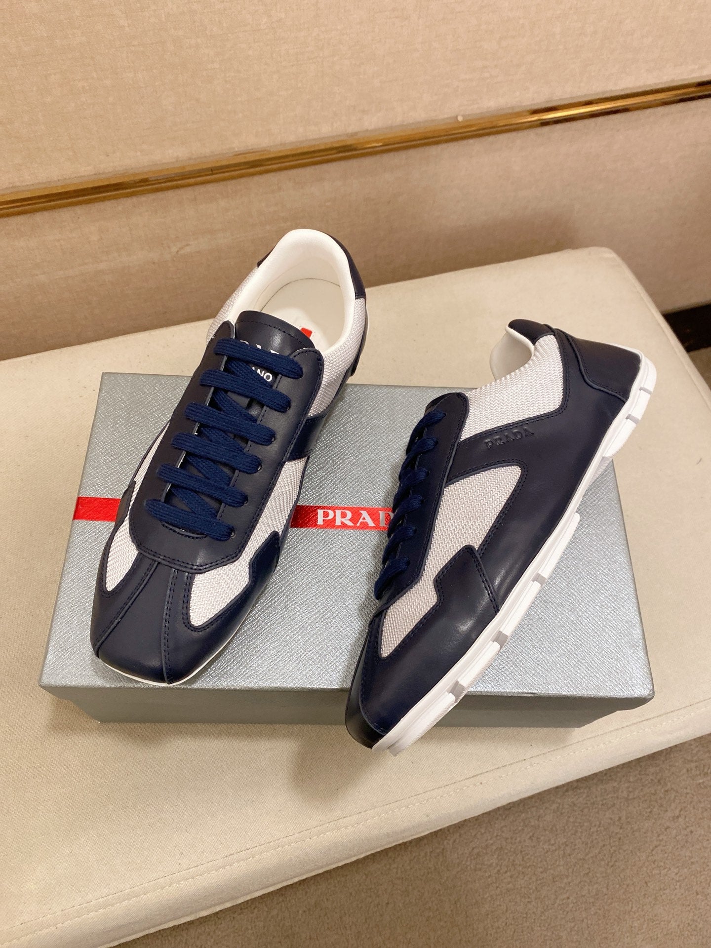 PR  sneakers 1825052022