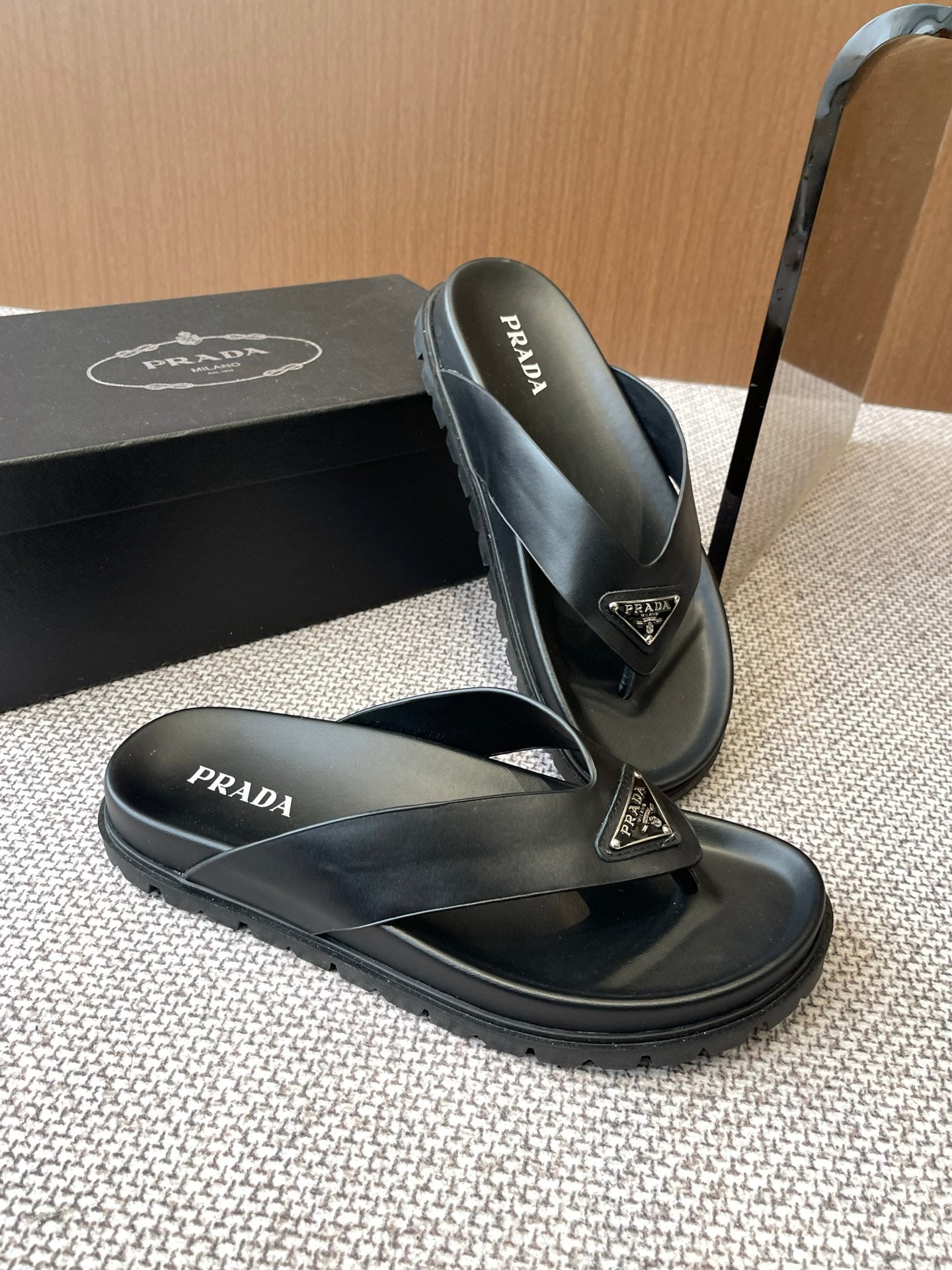PR  slippers 1825052024