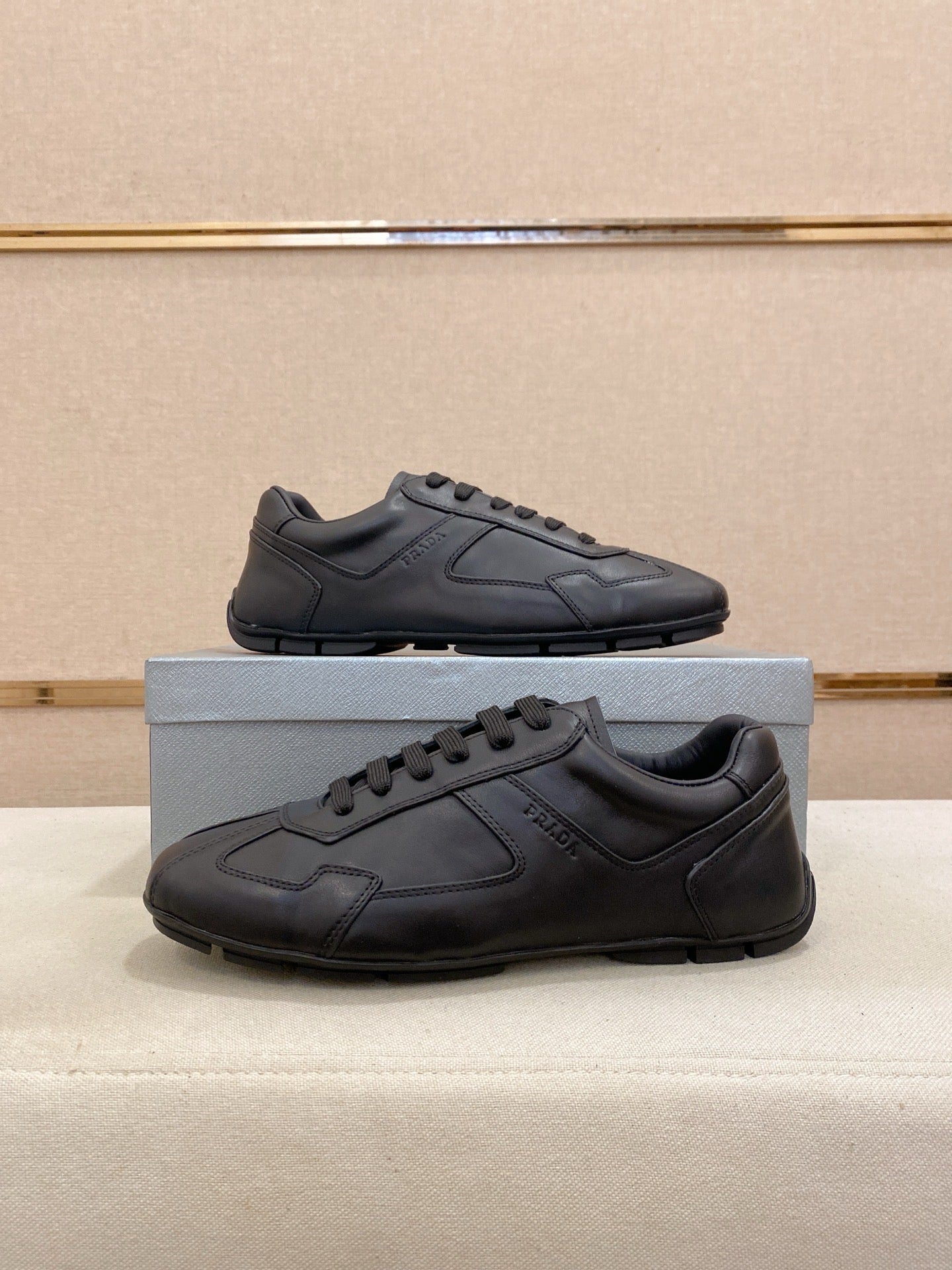 PR  sneakers 1825052023