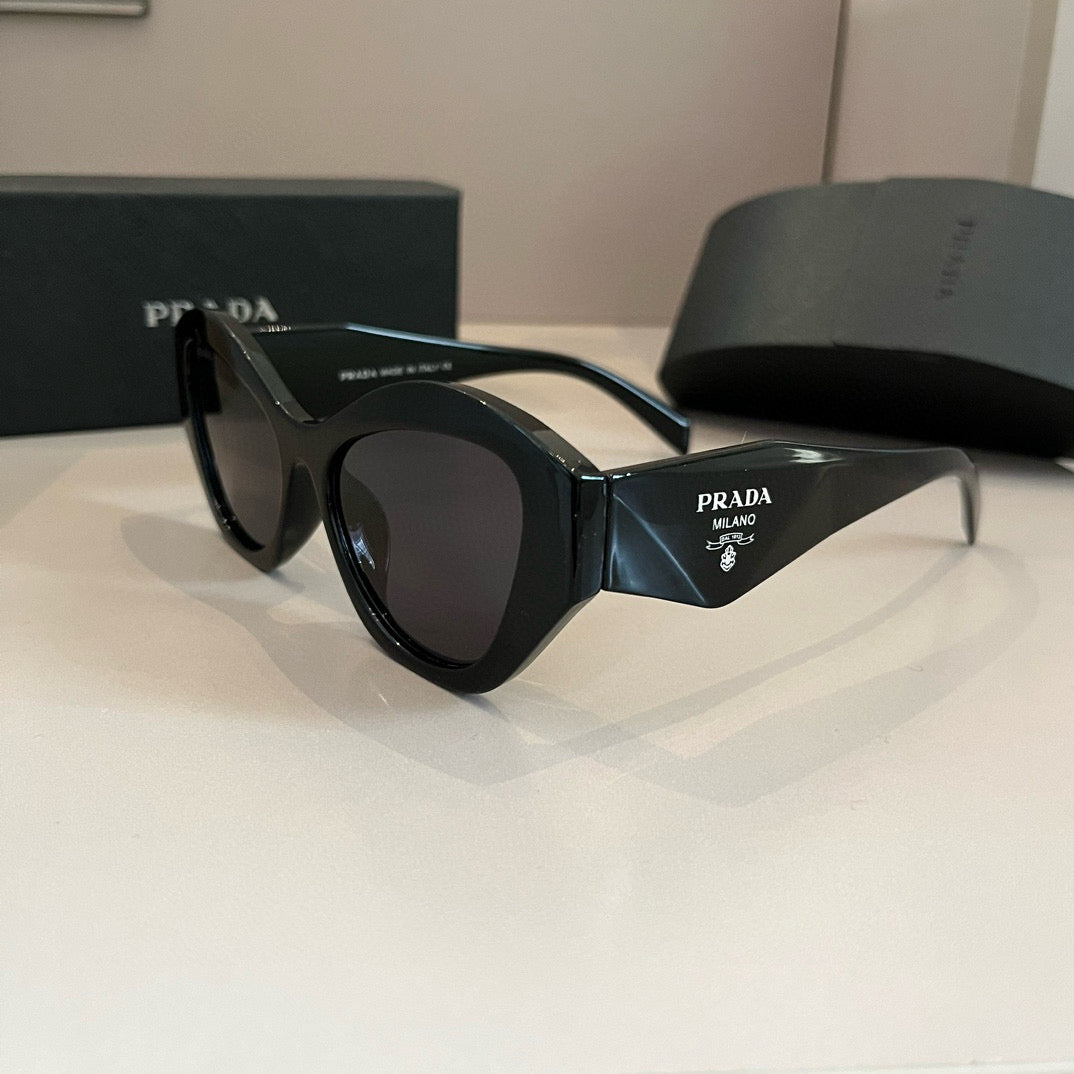 PR Women's sunglasses 1825052811